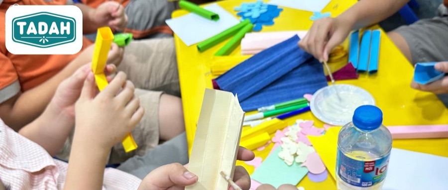 Chương trình làm khung tranh hoa giấy